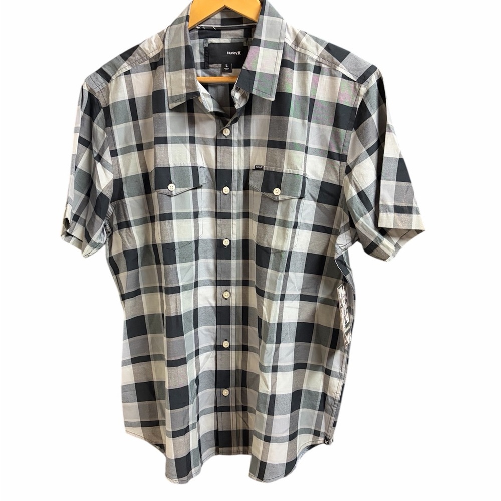 Hurley NWT Men’s Black and Gray Plaid Button Down Shirt